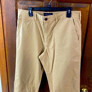 Mens AE khaki pants size 34x34